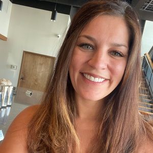 Meet your Posher, Beverly